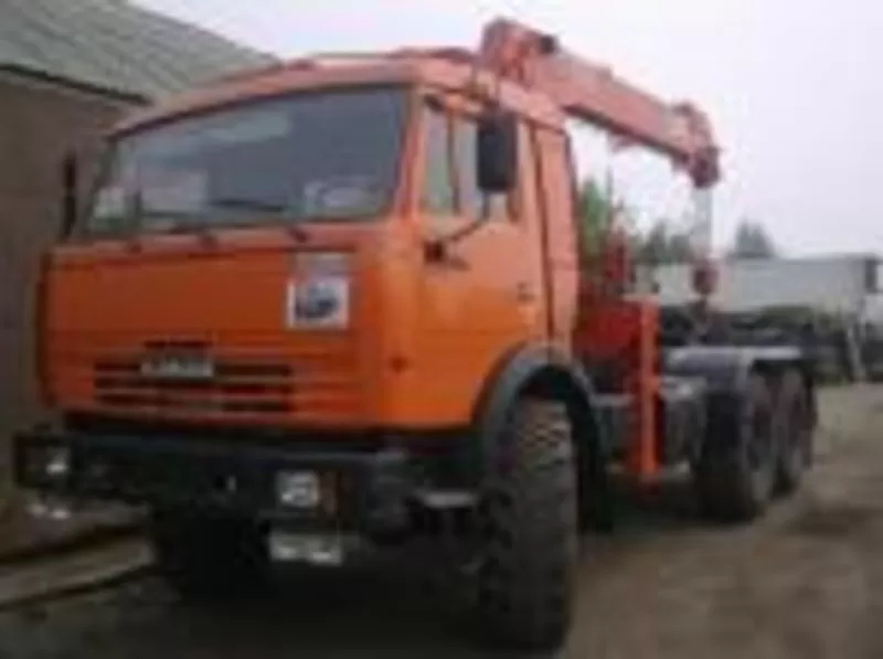 КамАЗ-44108 Седельный тягач с КМУ  KANGLIM модель 1256G2, г/п 7 тонн,  с